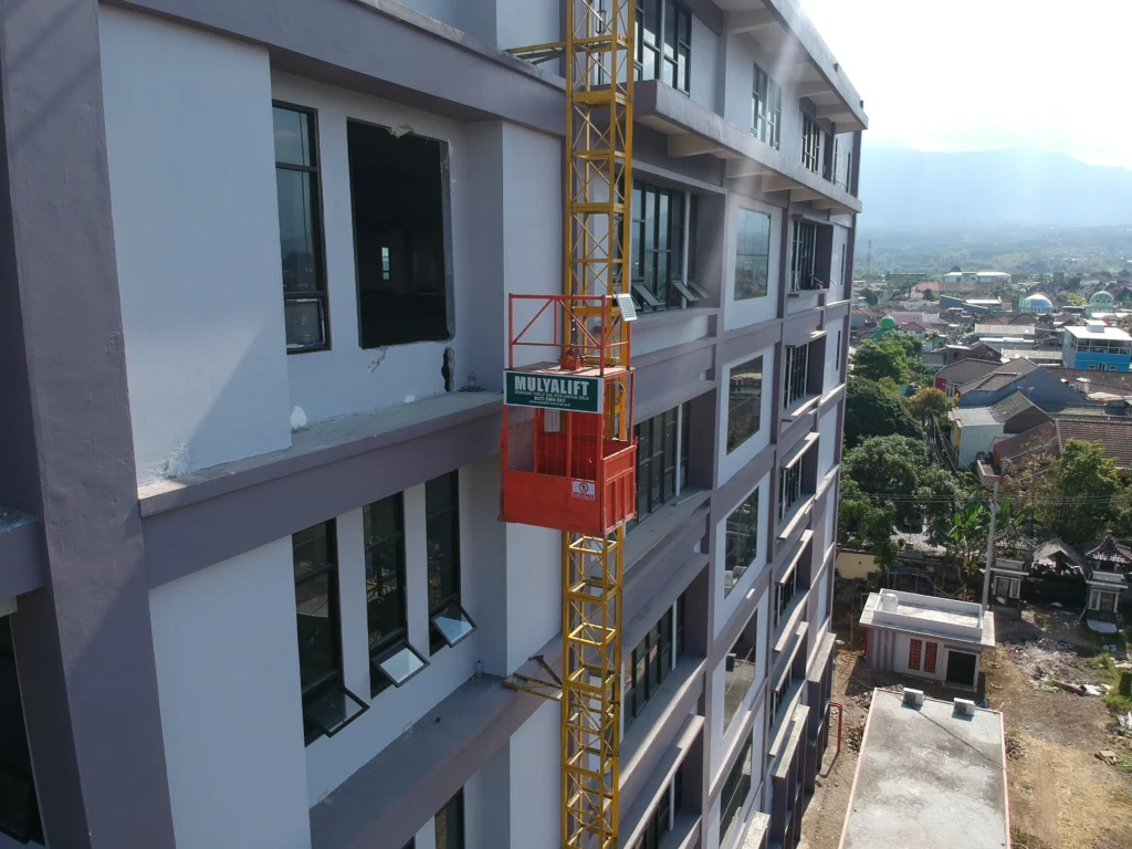 sewa lift barang jakarta
